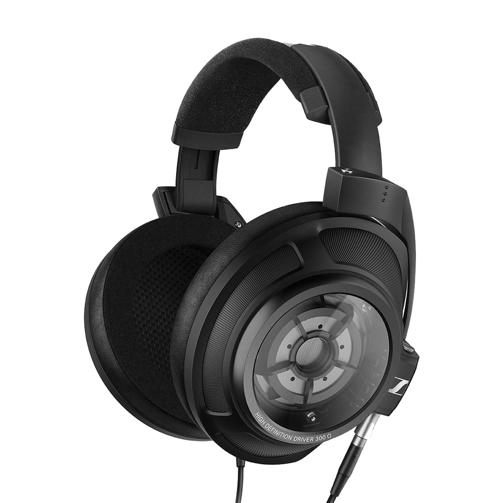 HD 820