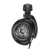 HD 820