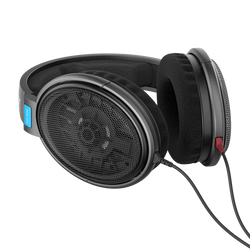 HD 600