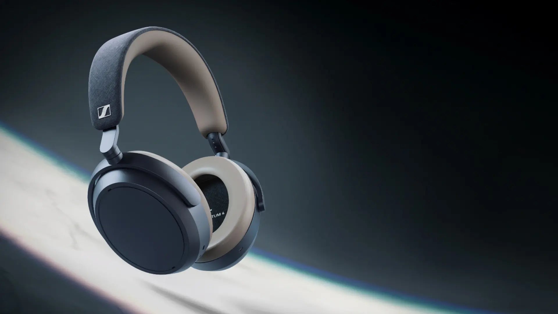 Denim MOMENTUM 4 Wireless Denim Desktop