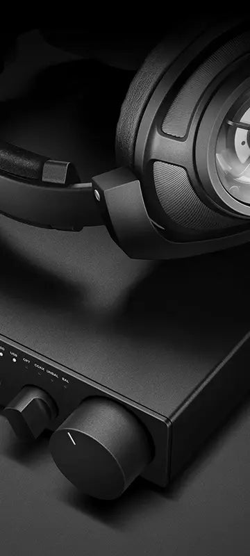 Black HDV 820 Mobile